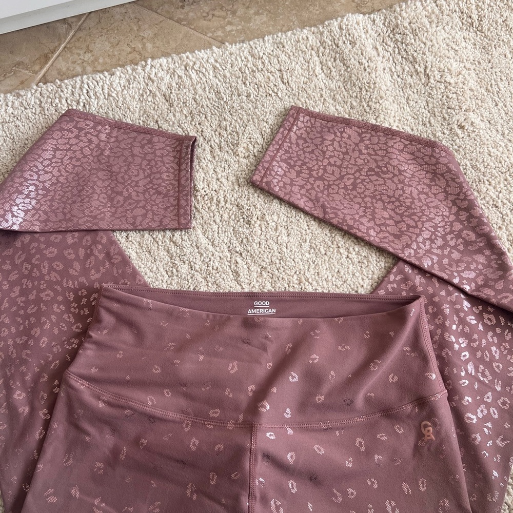 Good American Dusty Pink Activewear Leggings